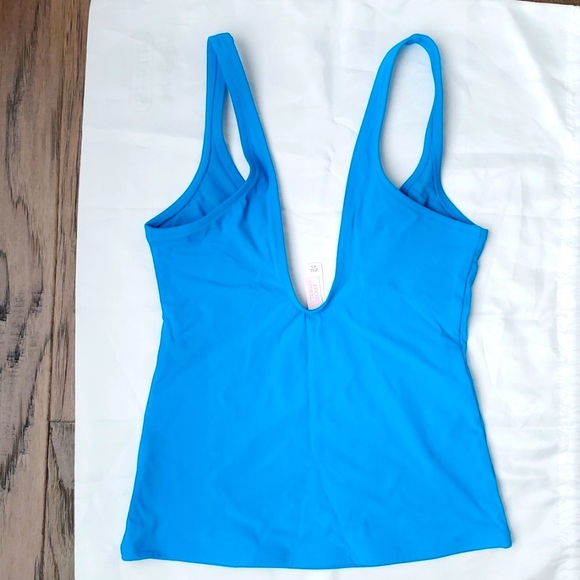 Victoria's Secret Swimsuit Top in Bright Blue - Picture 4 of 4